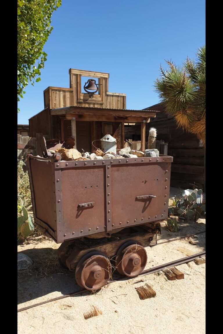 d_pioneertown_20230824_103159