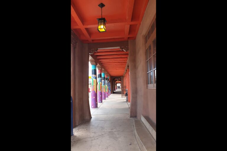 d2_SantaFe216c225a-b2b2-4dbd-9bf5-7e7ba1033eff
